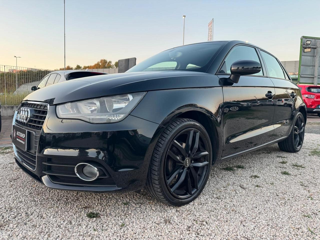 AUDI - A1 Sportback - 1.6 TDI Ambition - UNIPRO.- NEOPATENTATI - FINANZIABILE - PERMUTE