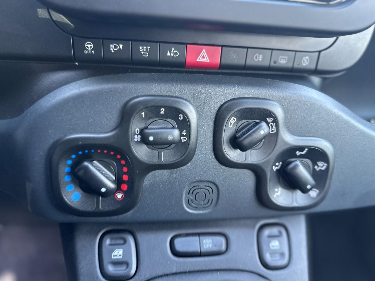 FIAT Panda III 2021 - Panda 1.0 firefly hybrid City Life s&s 70cv 5p.ti