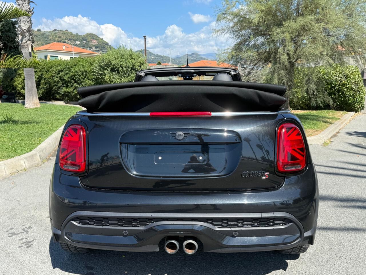 Mini 2.0 Cooper S Cabrio Yours Trim