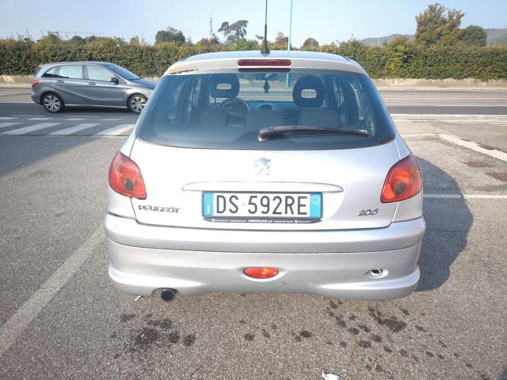 PEUGEOT 206+- BENZINA- OK NEOPATENTATI