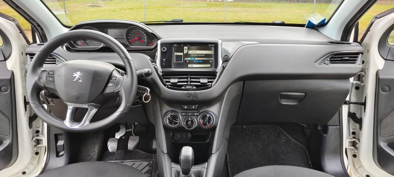 Peugeot 208 1.4 HDi 68 CV 5 porte Allure