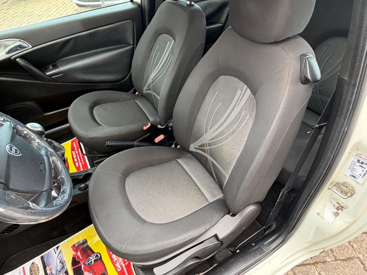 Lancia Ypsilon 1.2 69 CV Diva