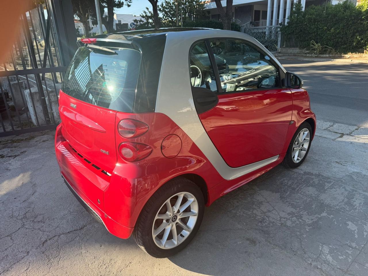 Smart ForTwo 1000 52 kW MHD coupé passion