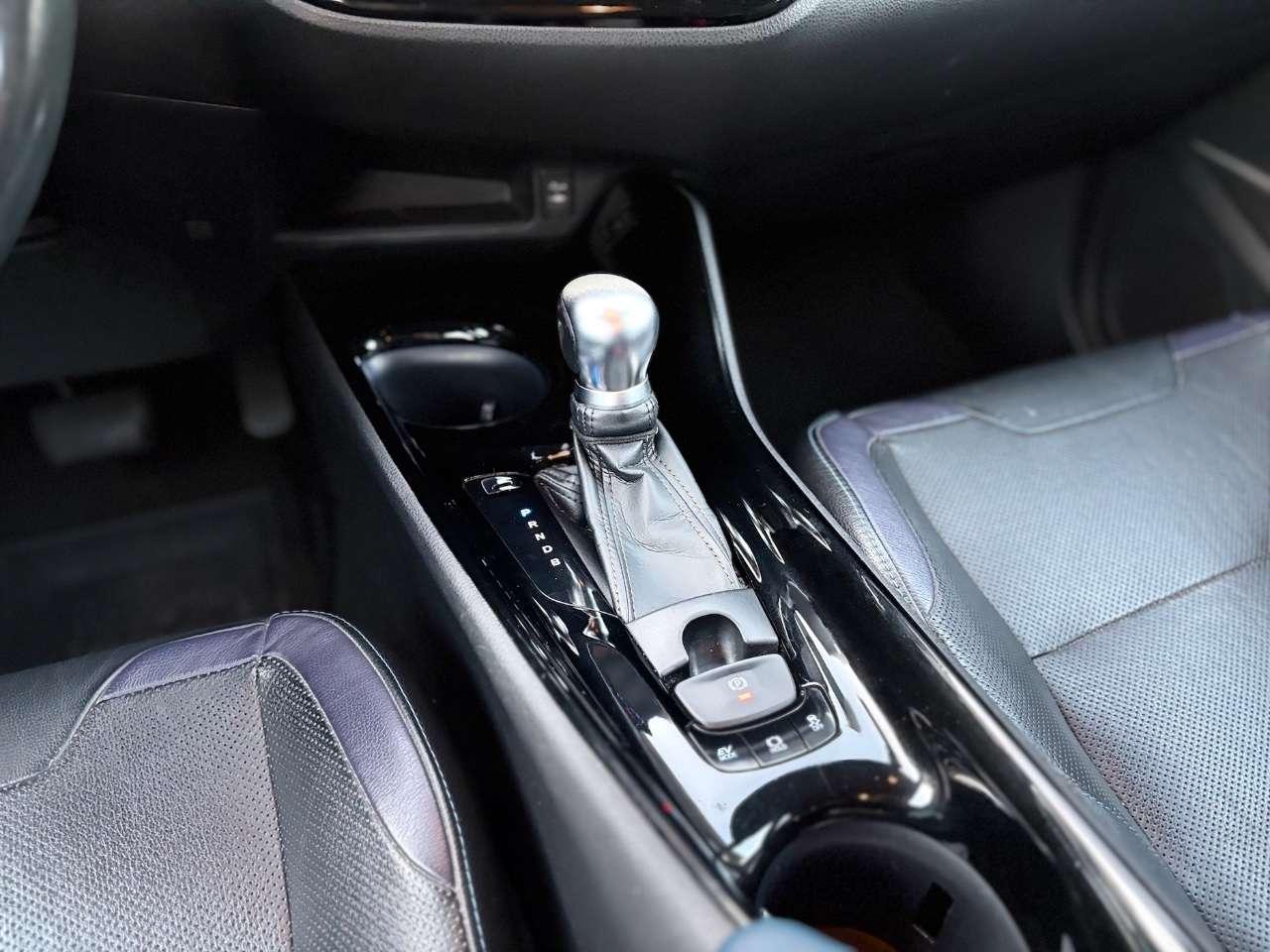 Toyota C-HR 1.8 Hybrid 98CV E6 Neo - 2016