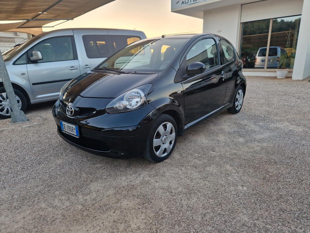Toyota Aygo 1.0 12V VVT-i 3 porte Sol
