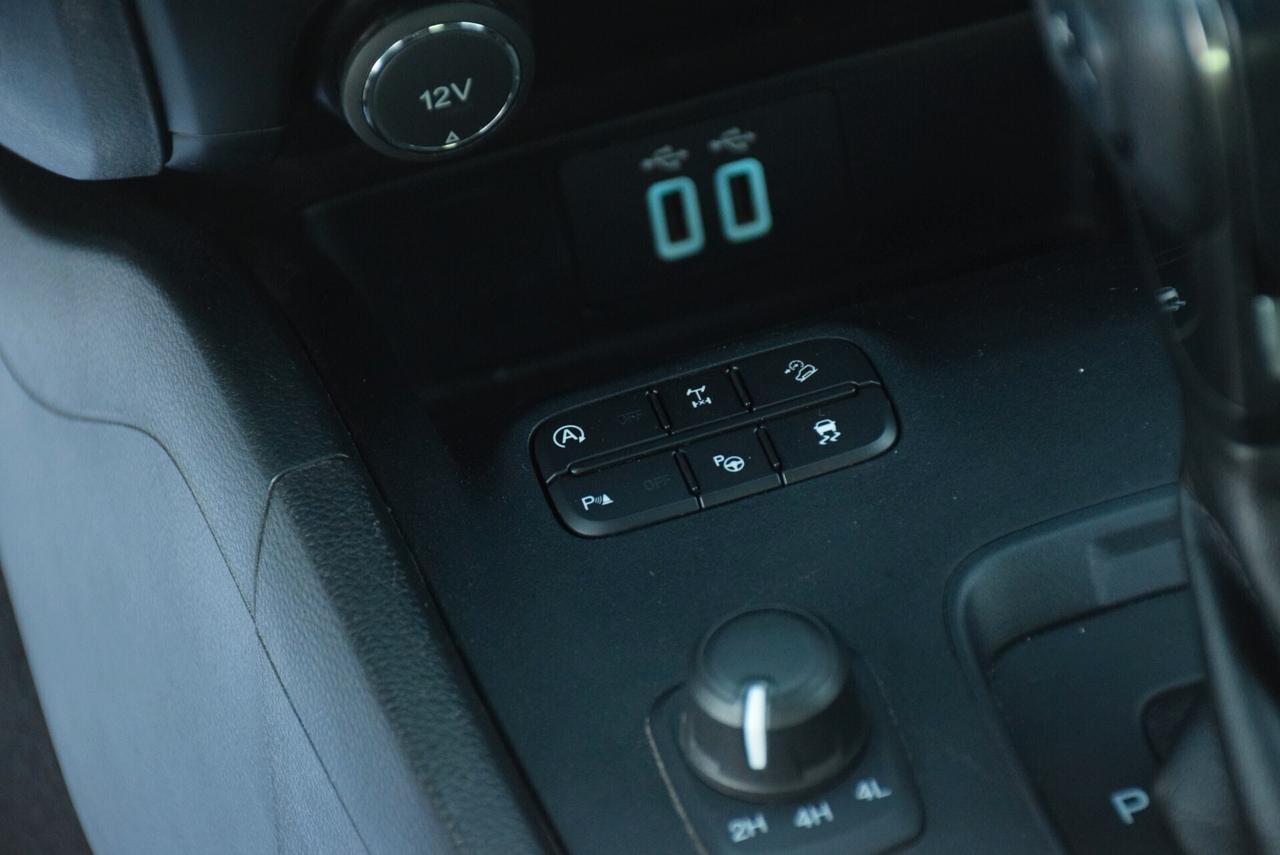 Ford Ranger 4X4 PICK UP 2.0 TDCi 170CV AUTOM. IVA DETR. DC Wildtrak 5posti FULL 10