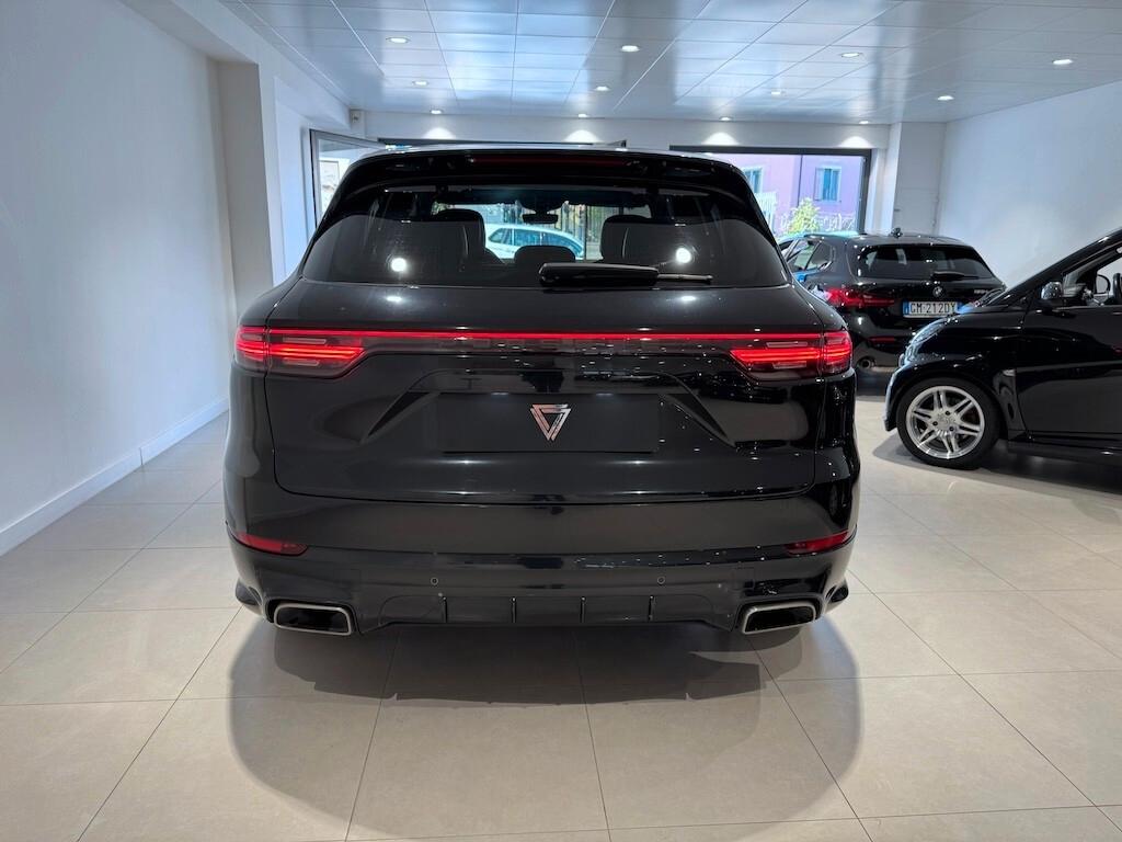 Porsche Cayenne 3.0 V6