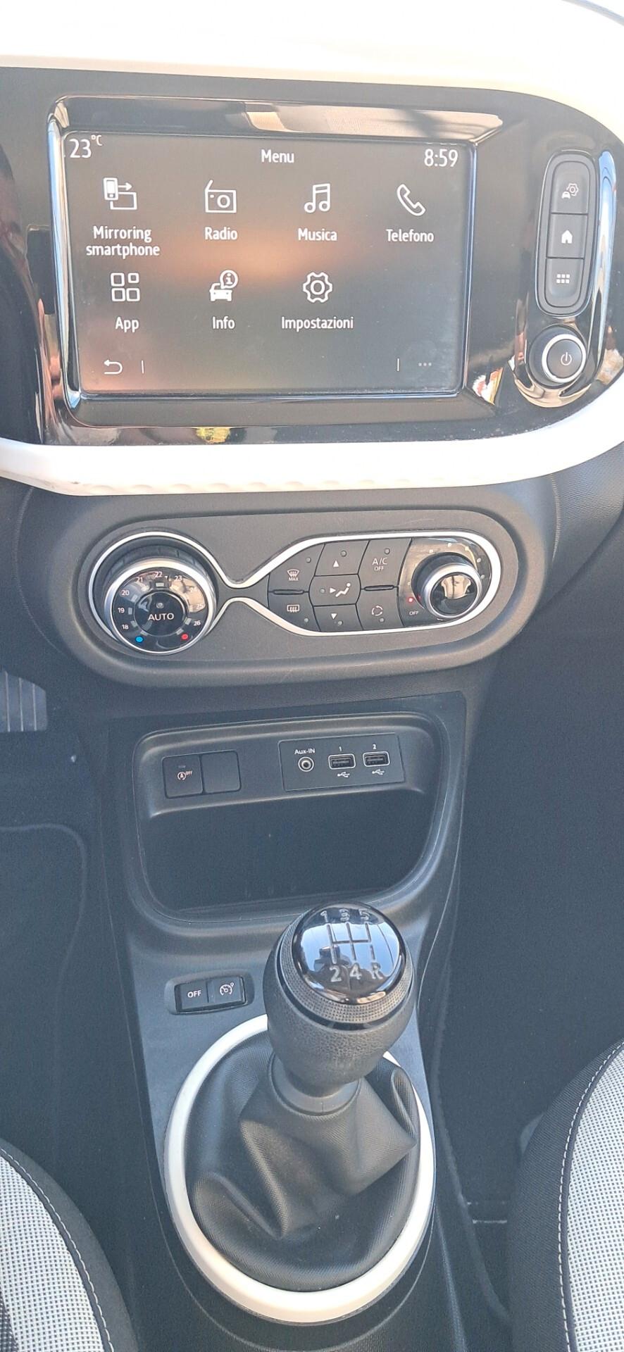 Renault Twingo SCe 65 CV Urban Night