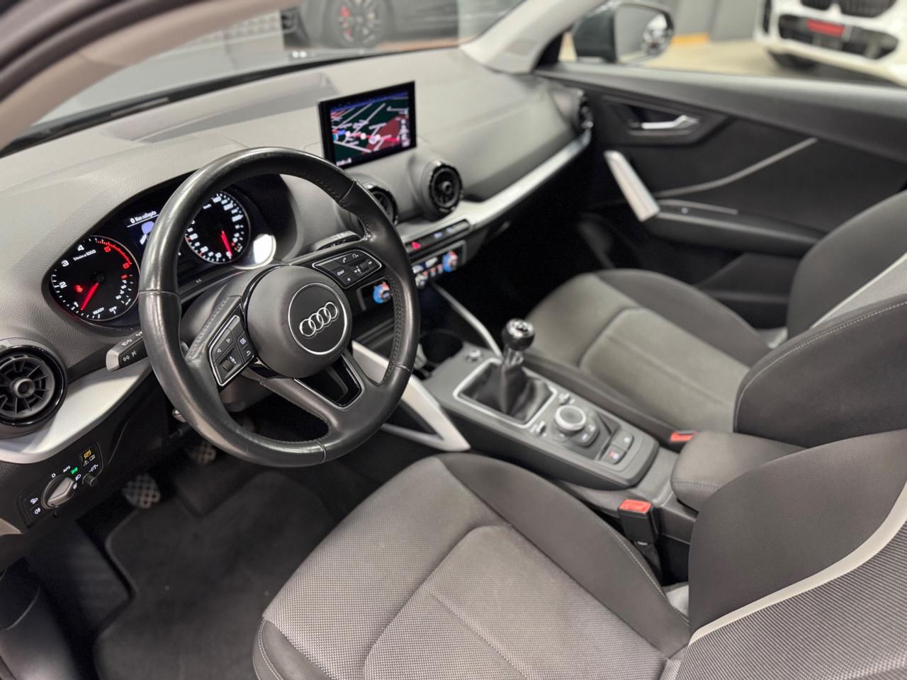 Audi Q2 30 TDI Business