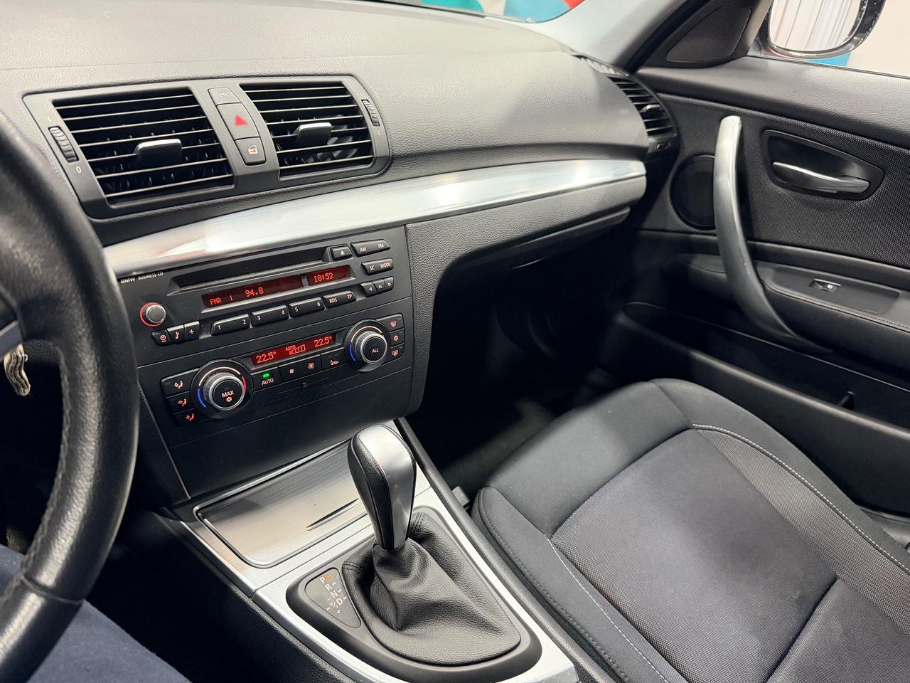 Bmw 118 118d 2.0 143CV cat 5 porte Attiva AUTOMATICA OK NEOPATENTATI