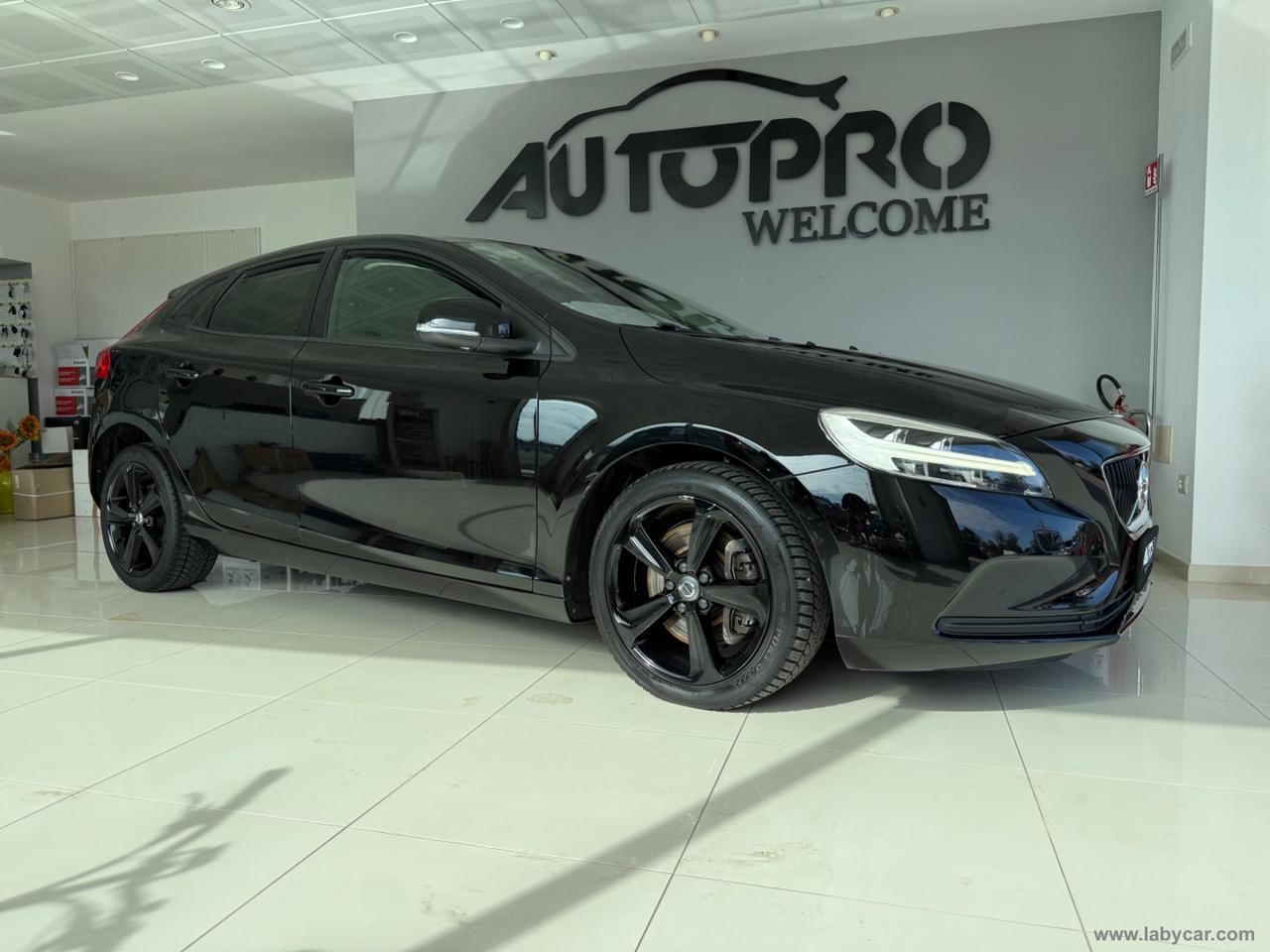 VOLVO V40 D2 Geartronic R-design
