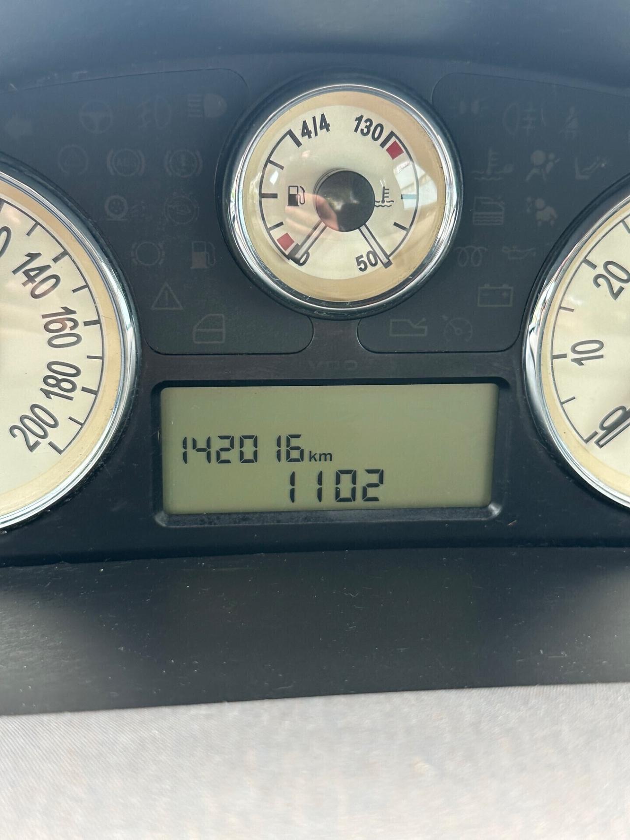 Lancia Ypsilon 1200 benz 2006 neopatentati