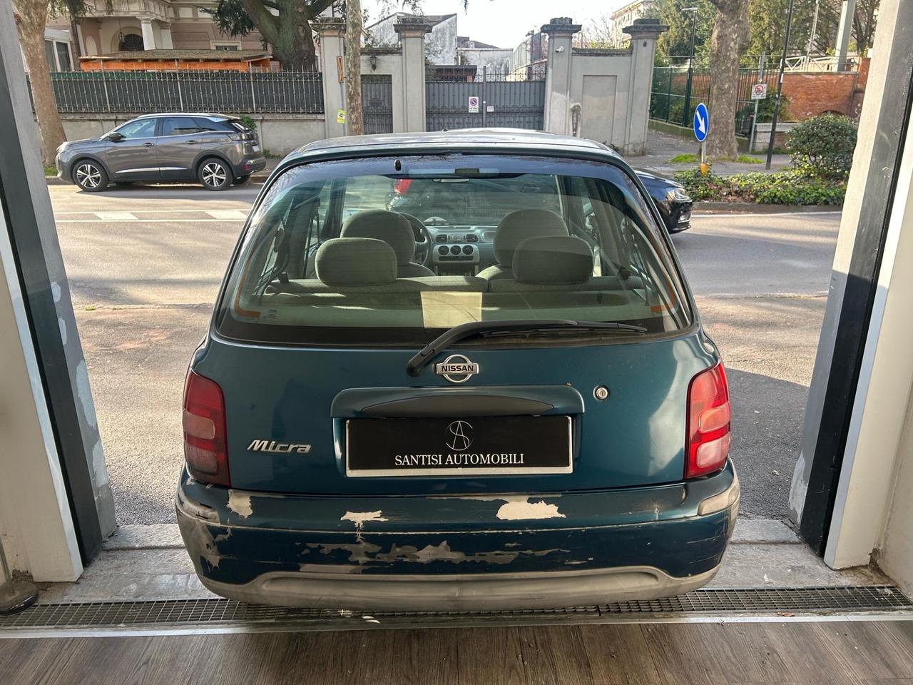 Nissan Micra 1.0i 16V cat 3 porte Luxury NEOPATENTATI