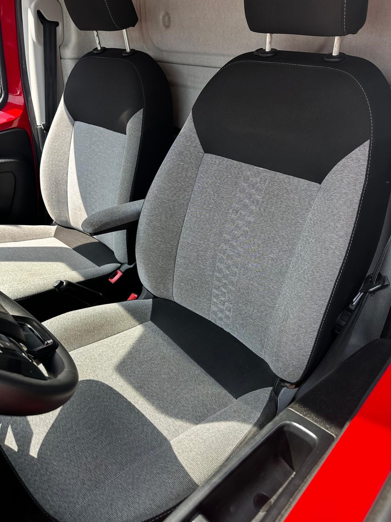 Fiat Fiorino 1.3 MJT 95CV Cargo Adventure