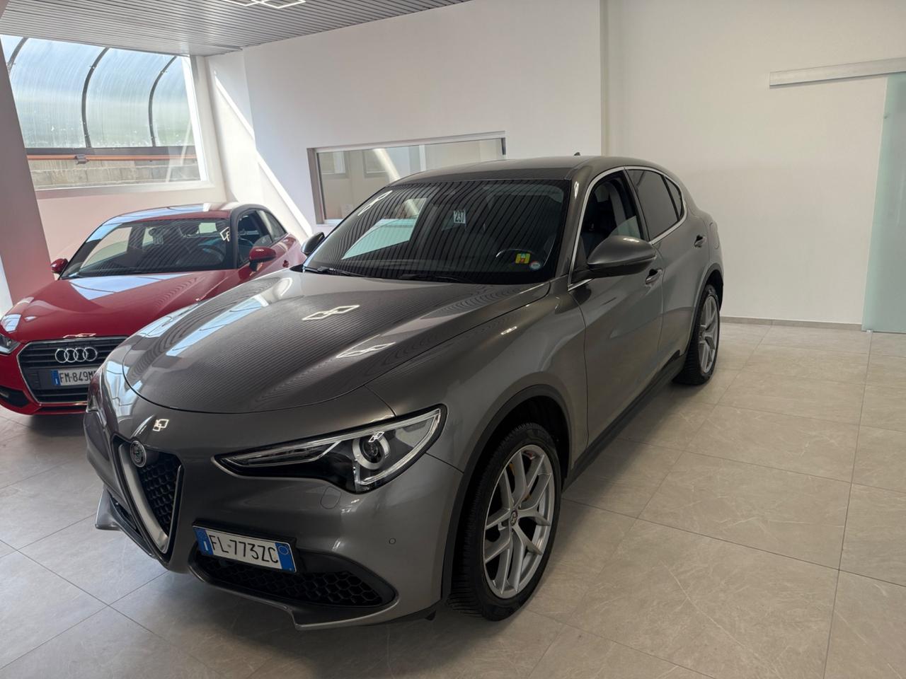 Alfa Romeo Stelvio 2.0 Turbo 280 CV AT8 Q4 Executive
