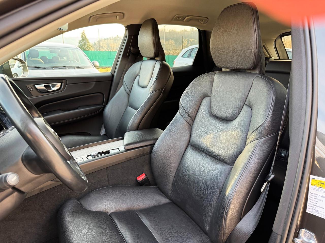 Volvo XC 60 B4 2.0 Inscription 197cv AWD | PREZZO PROMO