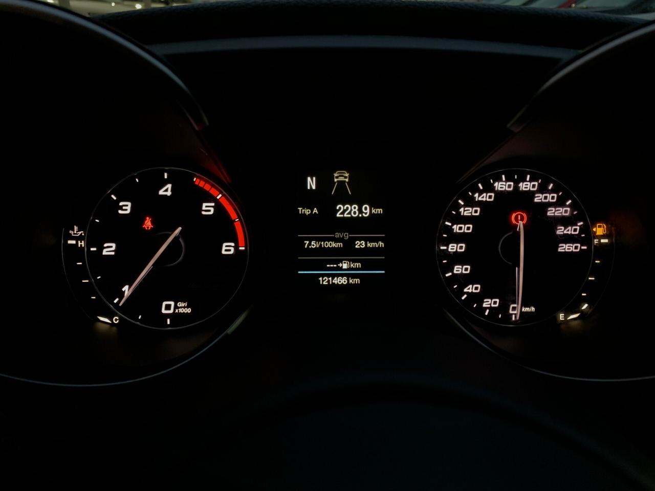 Alfa Romeo Giulia 2.2 Turbodiesel 180 CV Business Sport