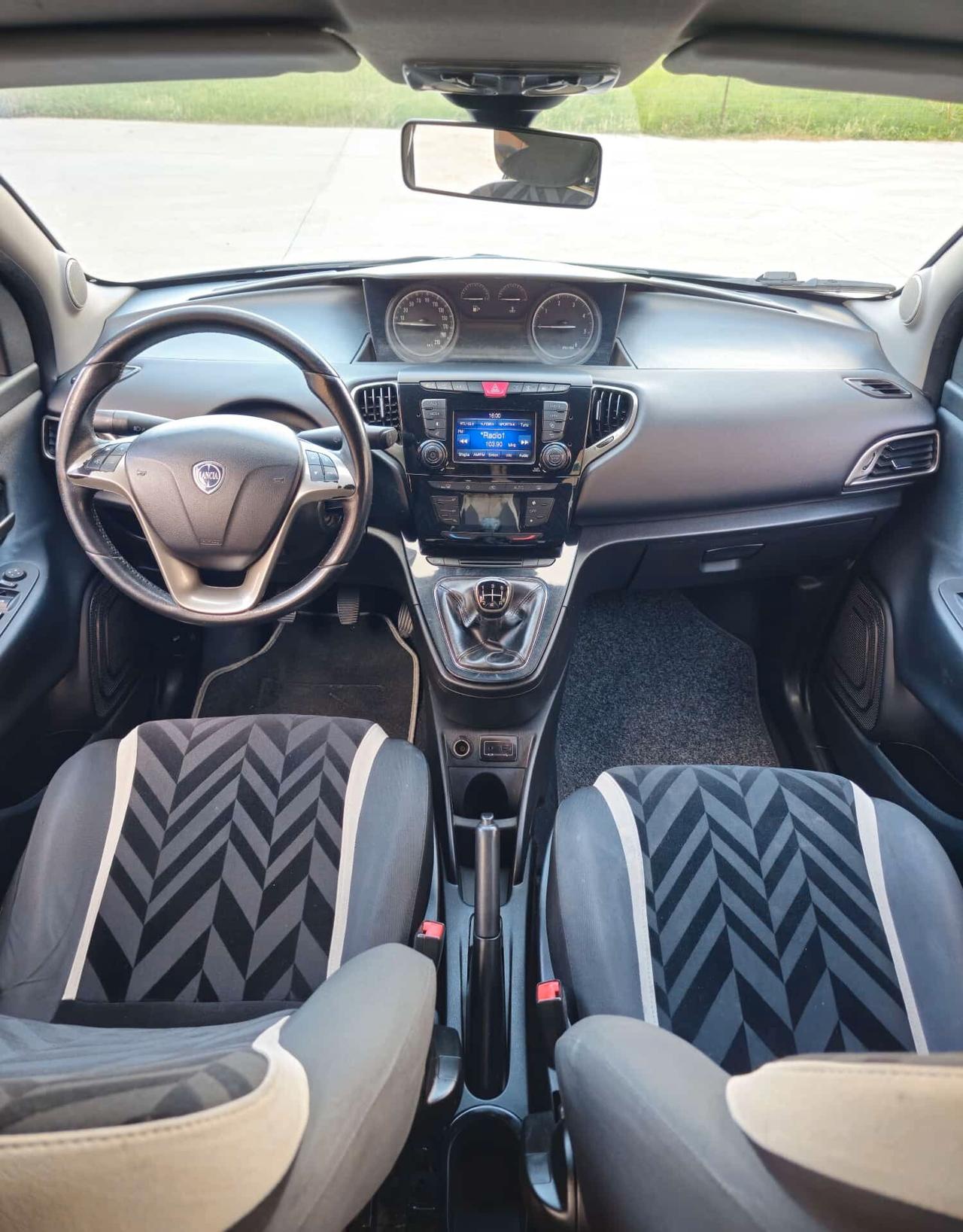 Lancia Ypsilon 1.3 MJT 16V 95 CV 5 porte S&S Platinum