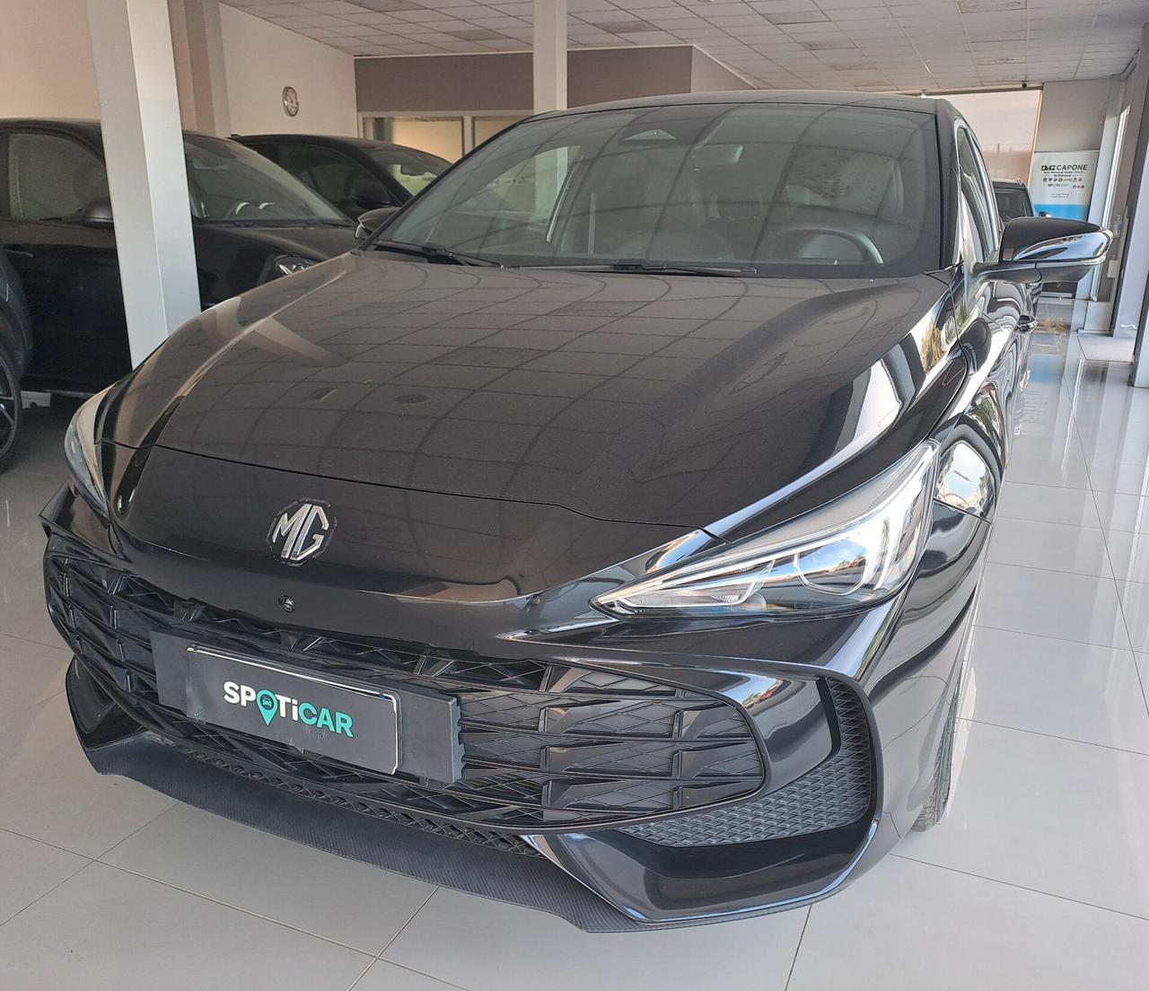 MG3 1.5 Hybrid+ Luxury km 23572 garanzia 7 Anni