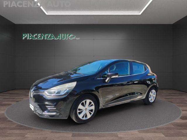 RENAULT Clio 1.2 75CV 5 porte.NAVIGATORE..NEO PATENTATI
