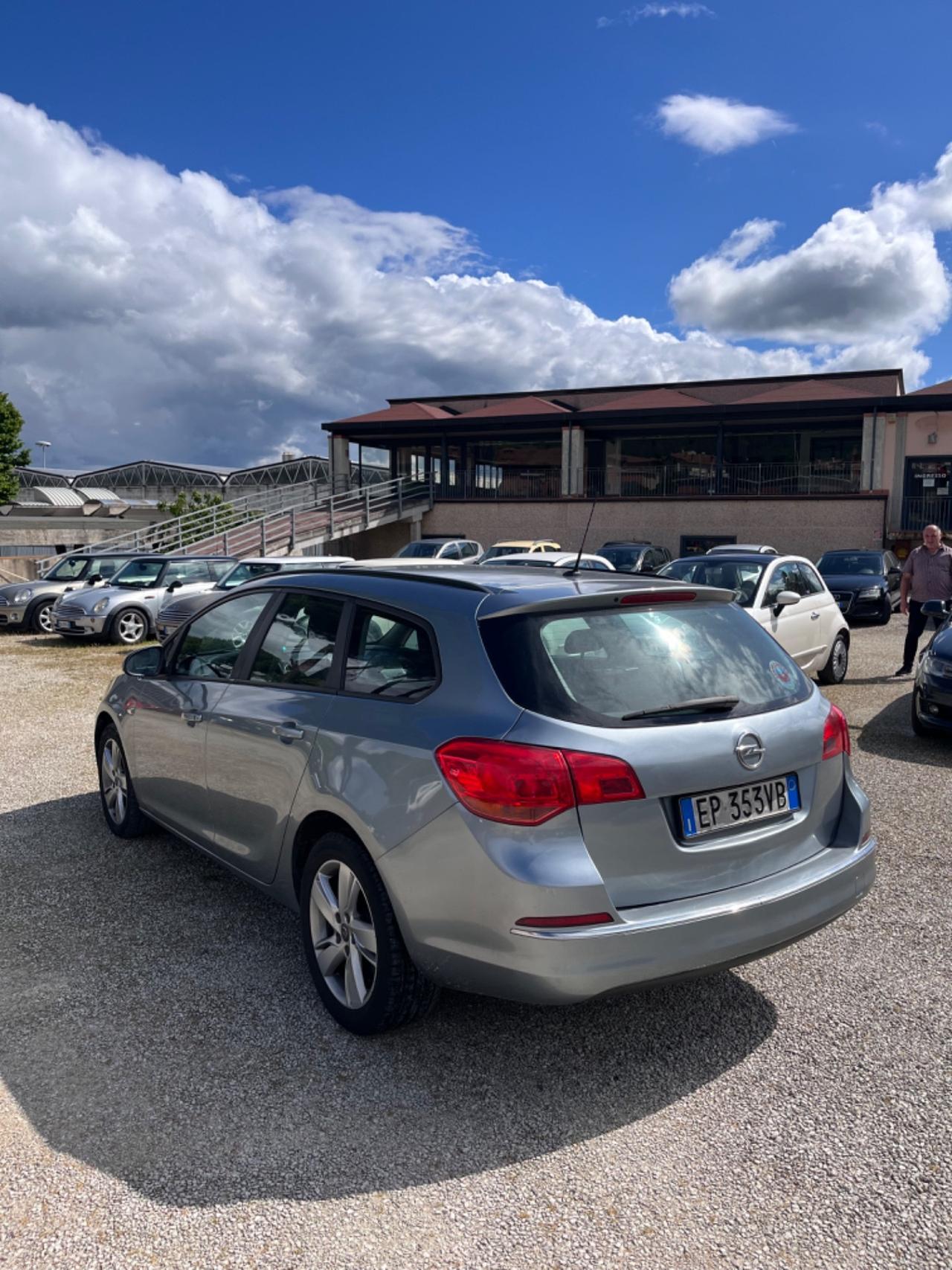 Opel Astra 1.7 CDTI 110CV Sports Tourer PERFETTA