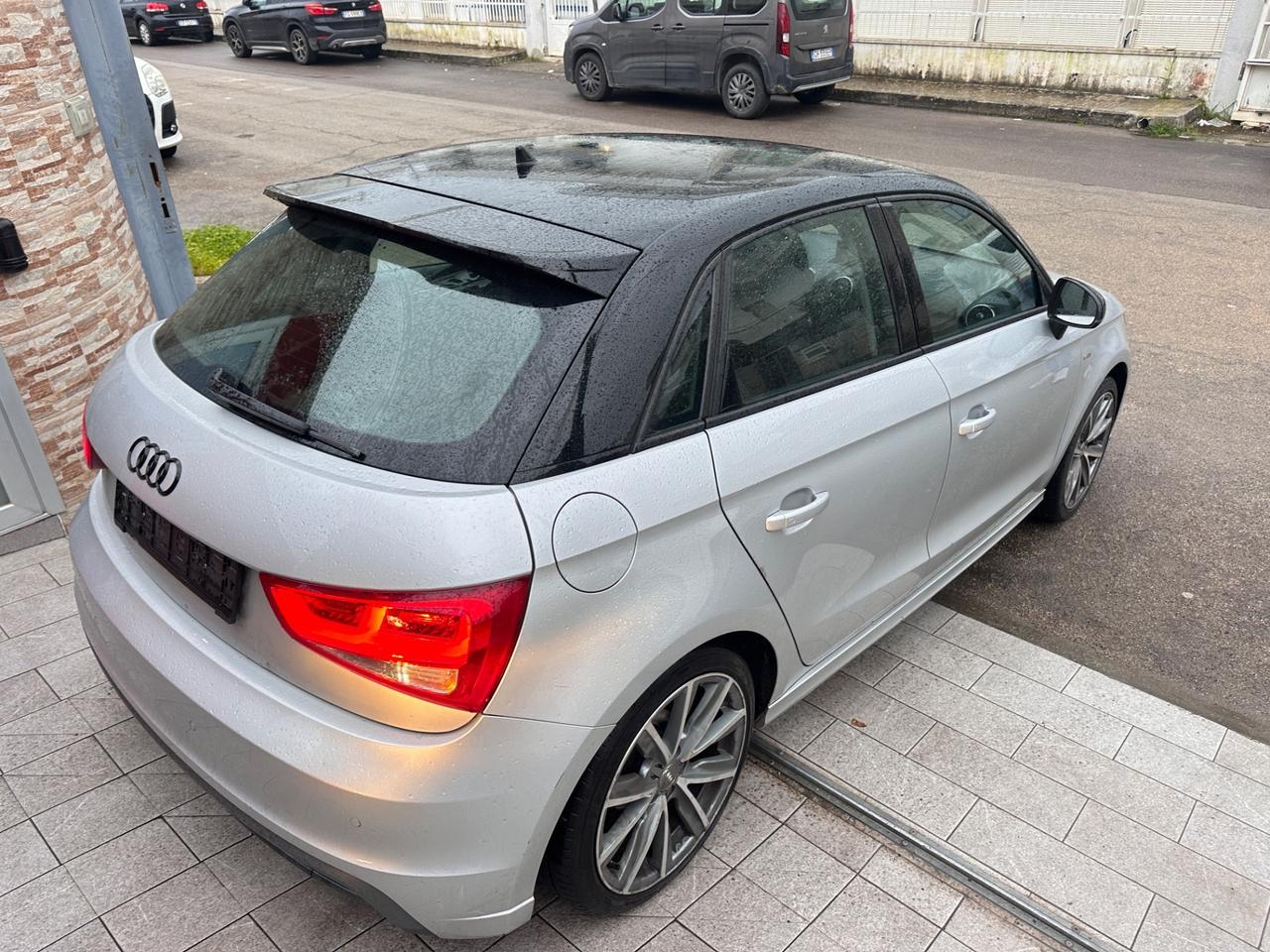 Audi A1 1.6 TDI S line edition plus-2014 LED/17"