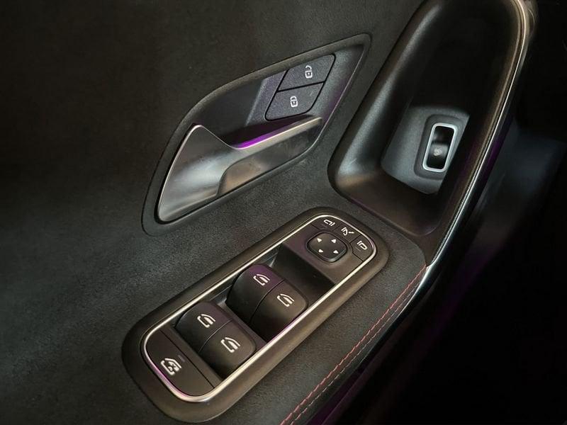 Mercedes-Benz Classe A Berlina A 180 d Sedan Automatic AMG Line Premium