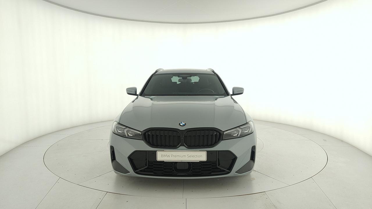 BMW 320d Touring mhev 48V xdrive MSport auto
