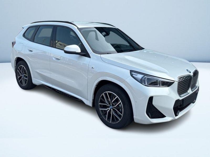 BMW iX1 eDrive20 M Sport