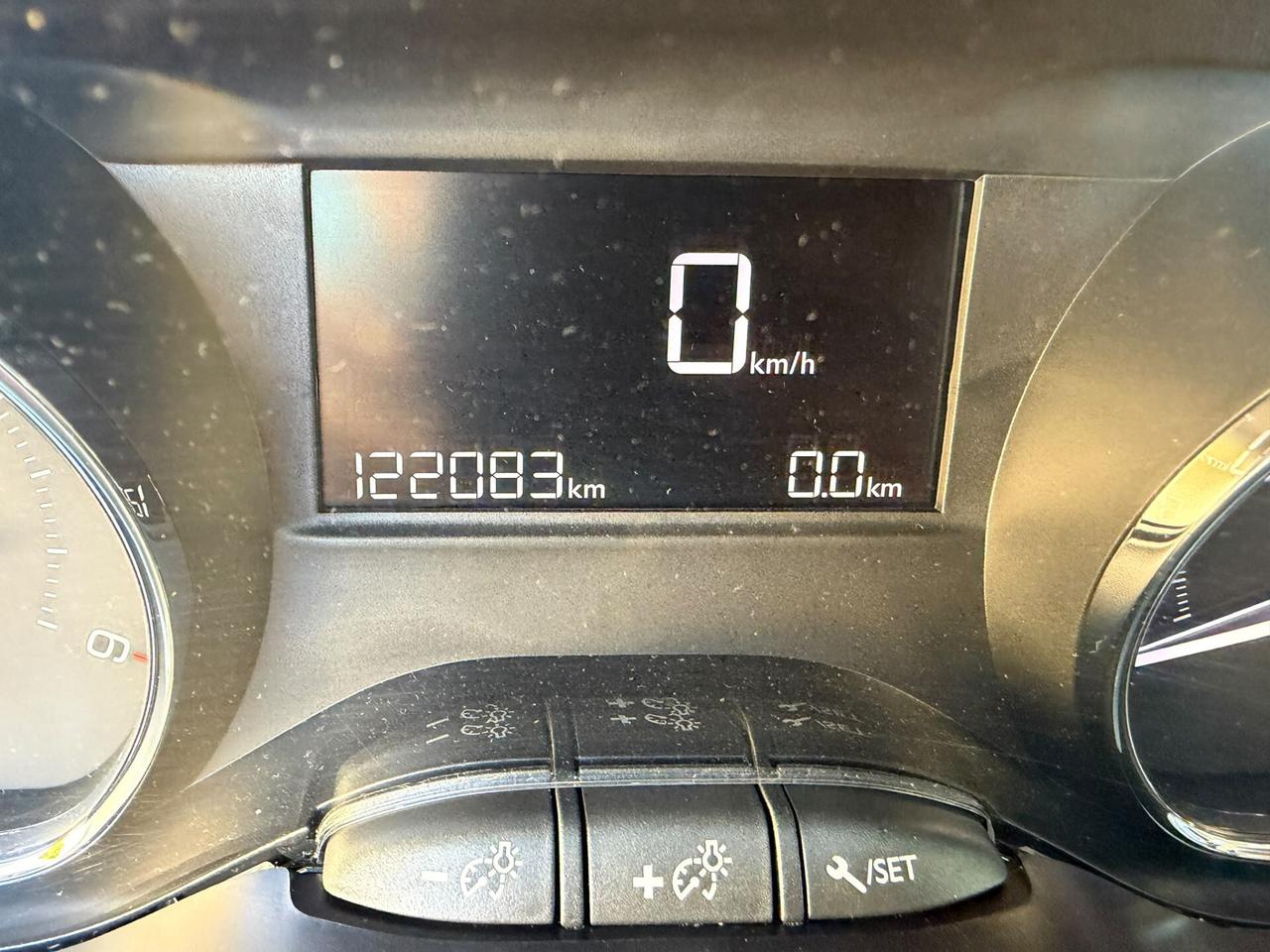 Peugeot 2008 1.6 e-HDi 92 CV Stop&Start Active