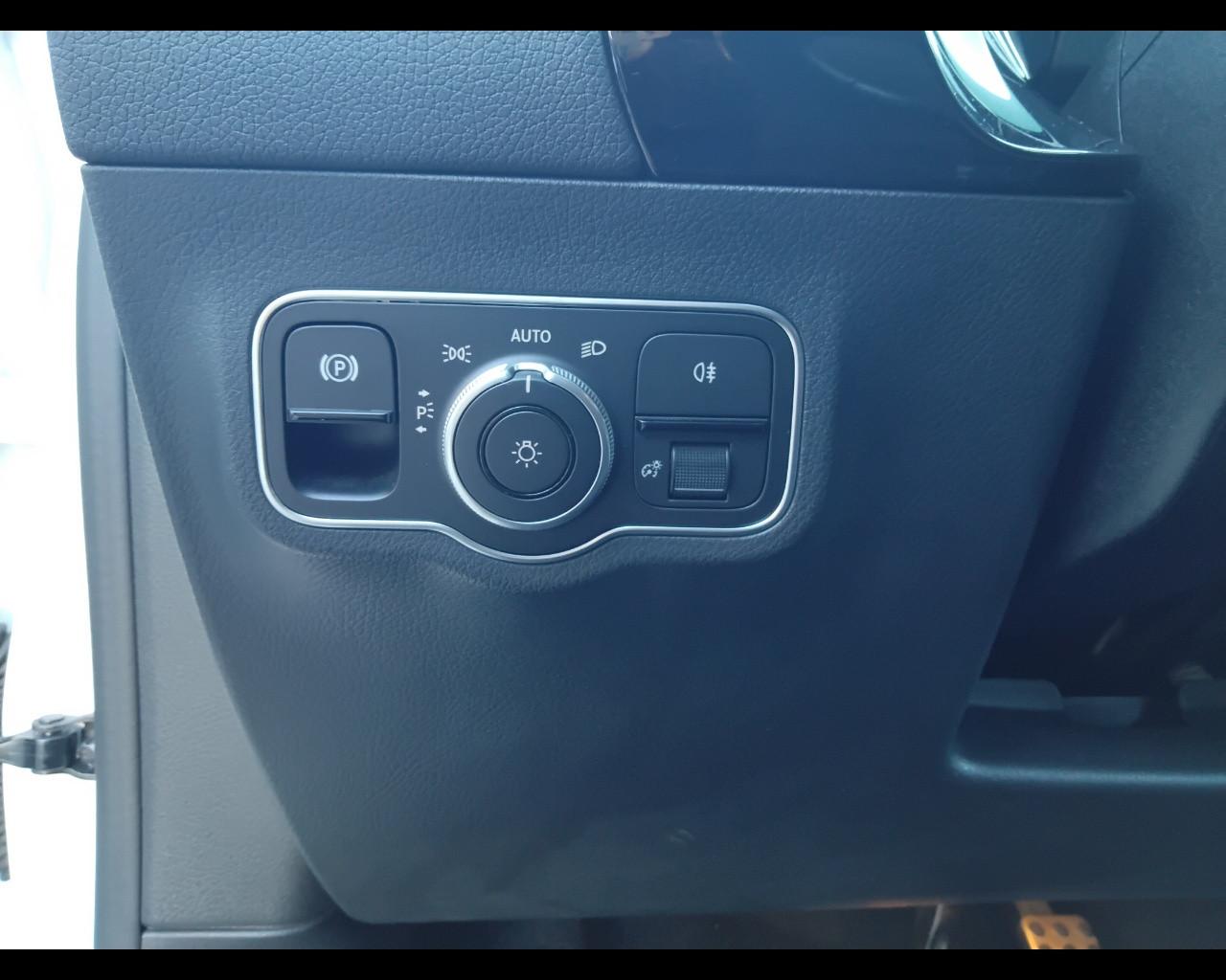 Mercedes-Benz GLA-H247 2023 - GLA 200 d AMG Line Advanced Plus auto