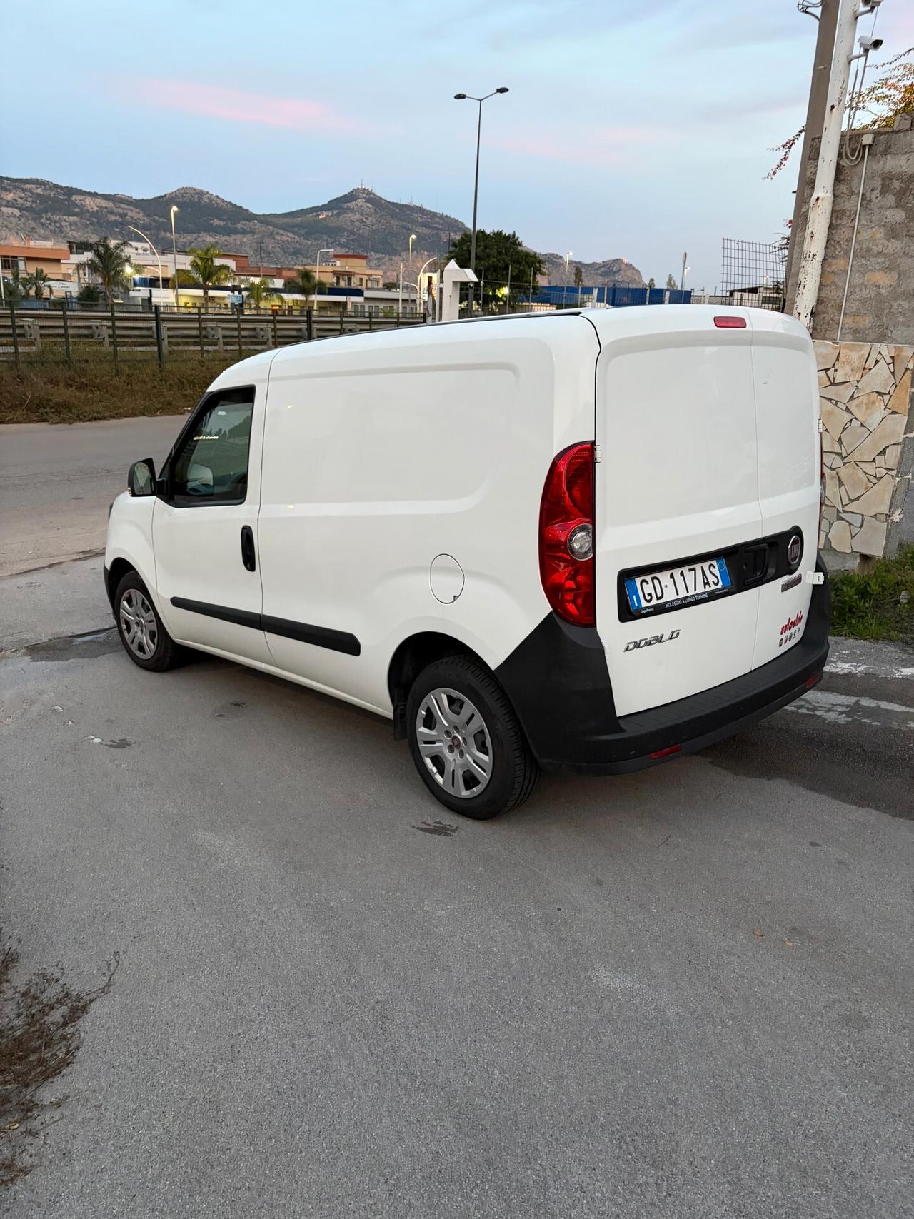 Fiat DOBLO 1.3 DIESEL ANNO 2021 KM 110.000 PER INFO 3279411053