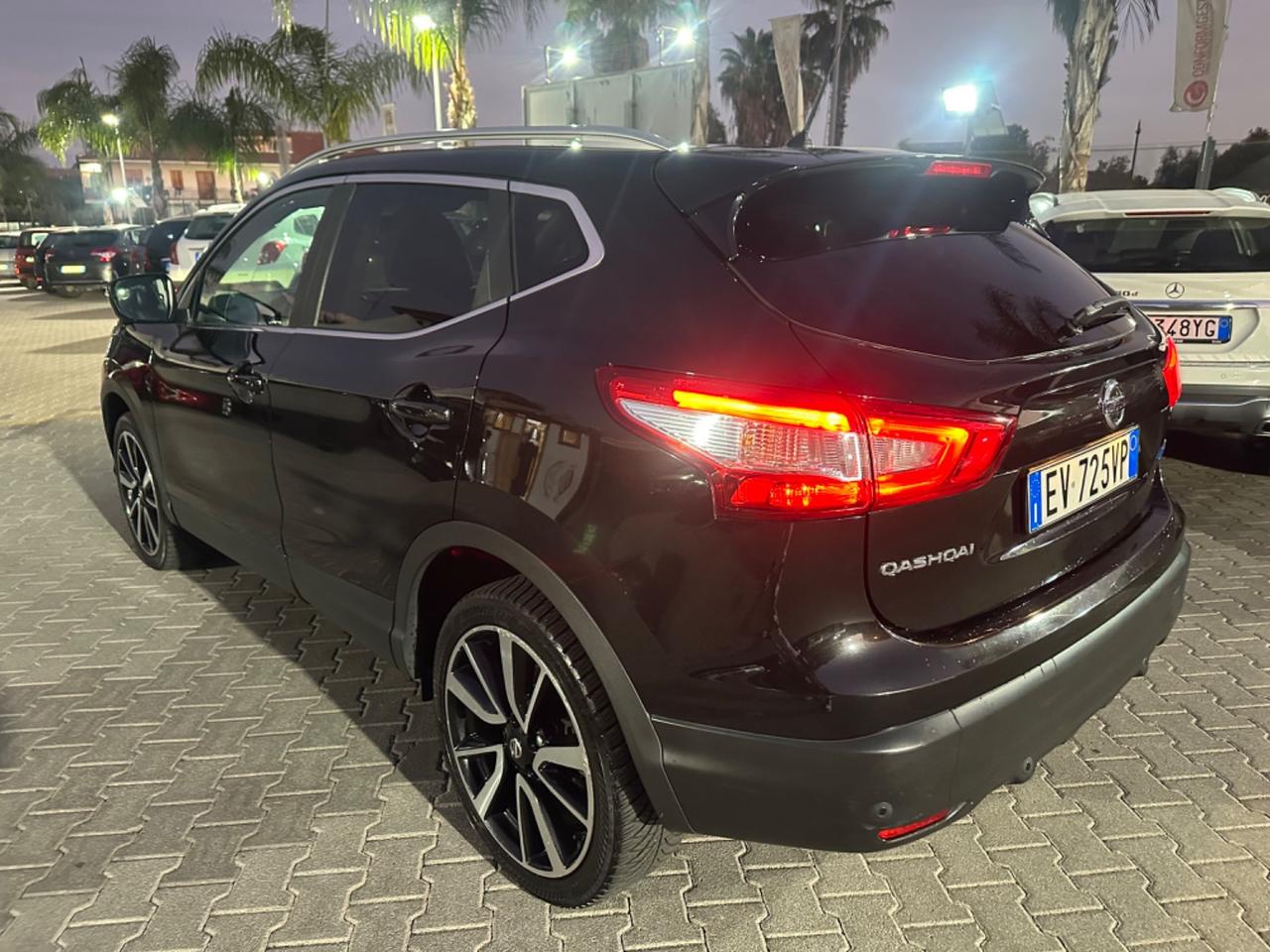 Nissan Qashqai 1.6 dCi Tekna 4 telecamere