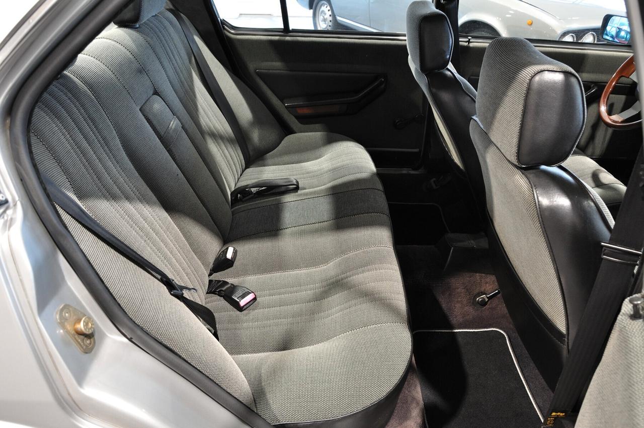 Alfa Romeo Alfetta 2.0 CEM restauro totale UNICA targa MI!