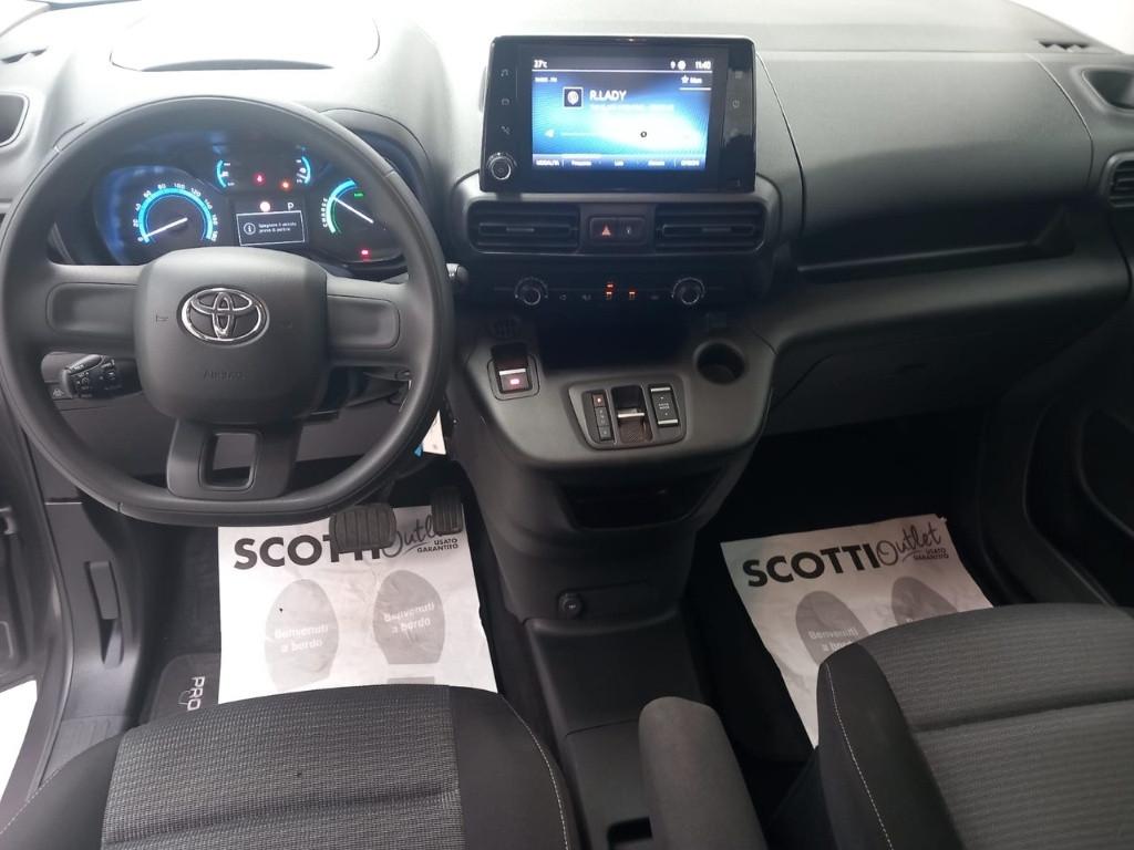 TOYOTA P.CITY VERSO EV L1 50KWH LNG22