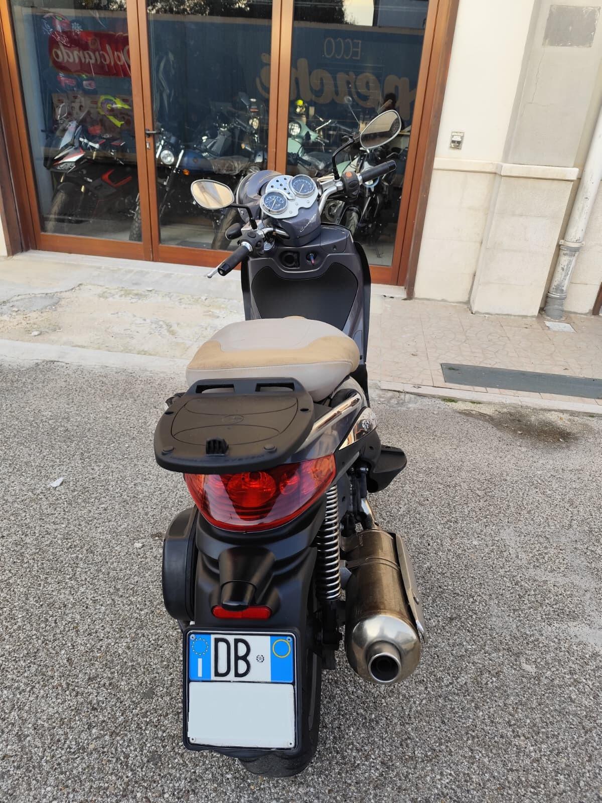 Piaggio Beverly 500 2008