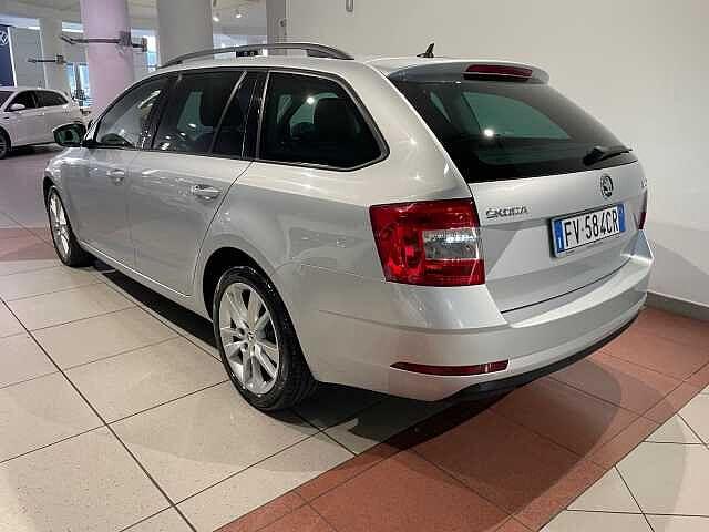 SKODA Octavia 1.6 TDI CR 115 CV DSG Wagon Style