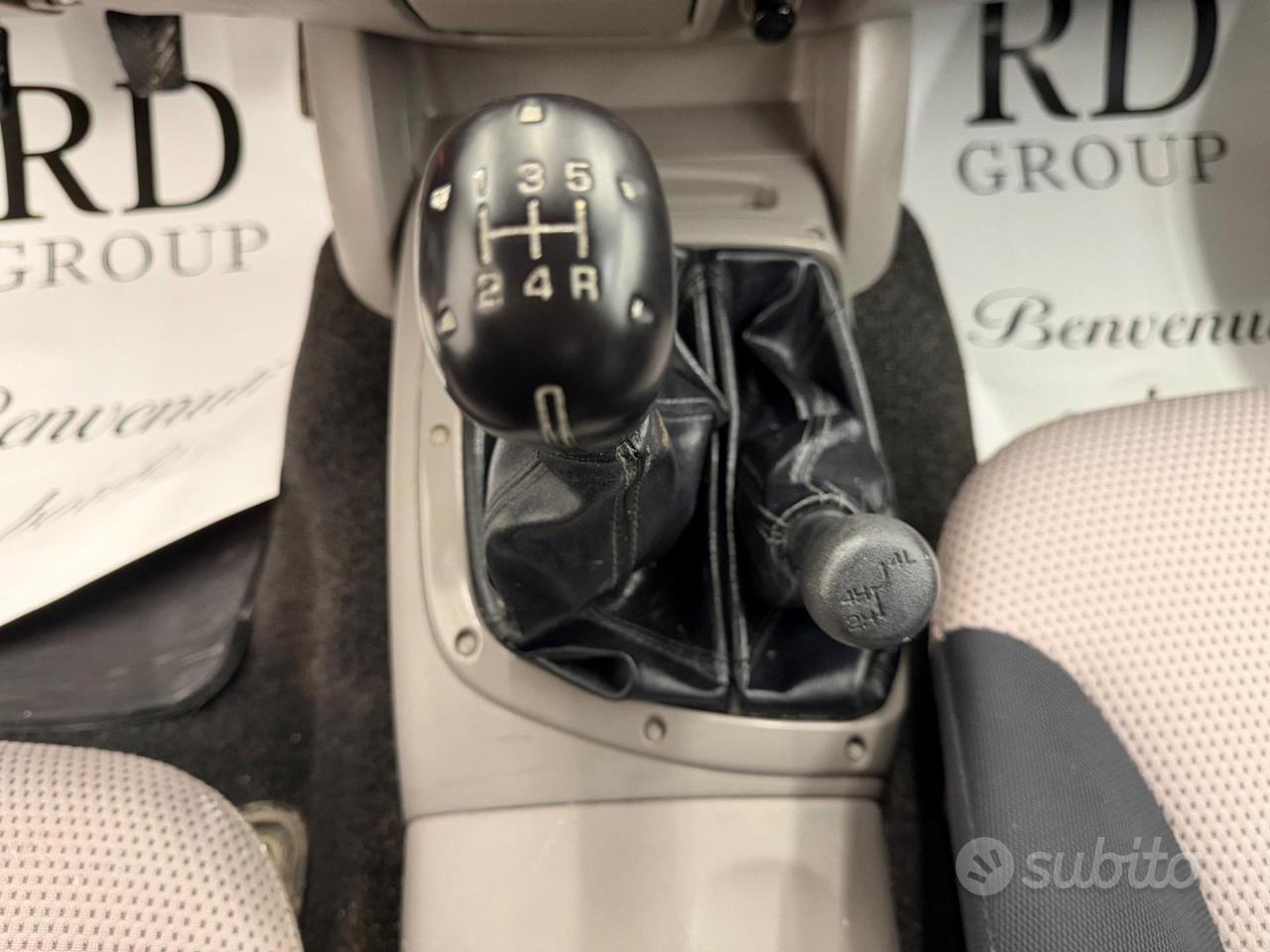 Mitsubishi L200 2.5d136CV DoubleCab iva esposta 4W