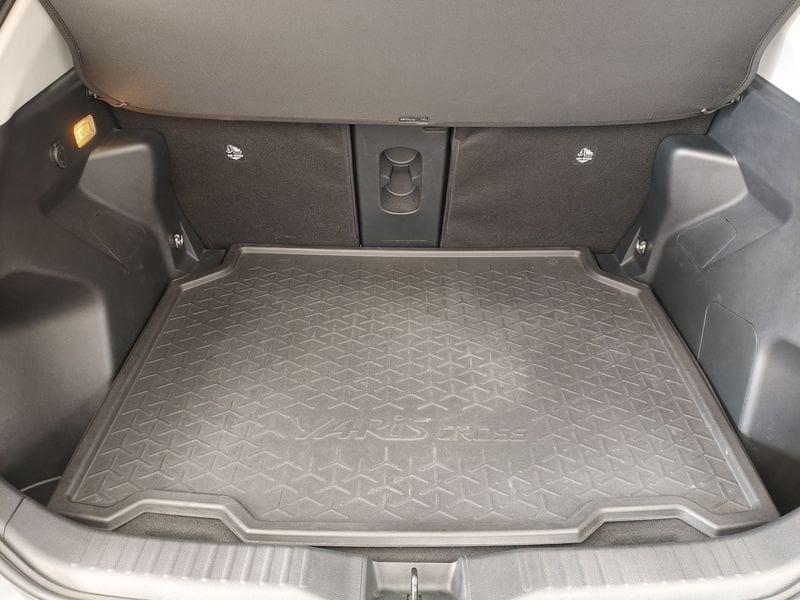 Toyota Yaris Cross 1.5 Hybrid 5p. E-CVT AWD-i Lounge