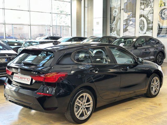 BMW 116 d 5p. Business Advantage Auto - 17"M - Carplay-IVA