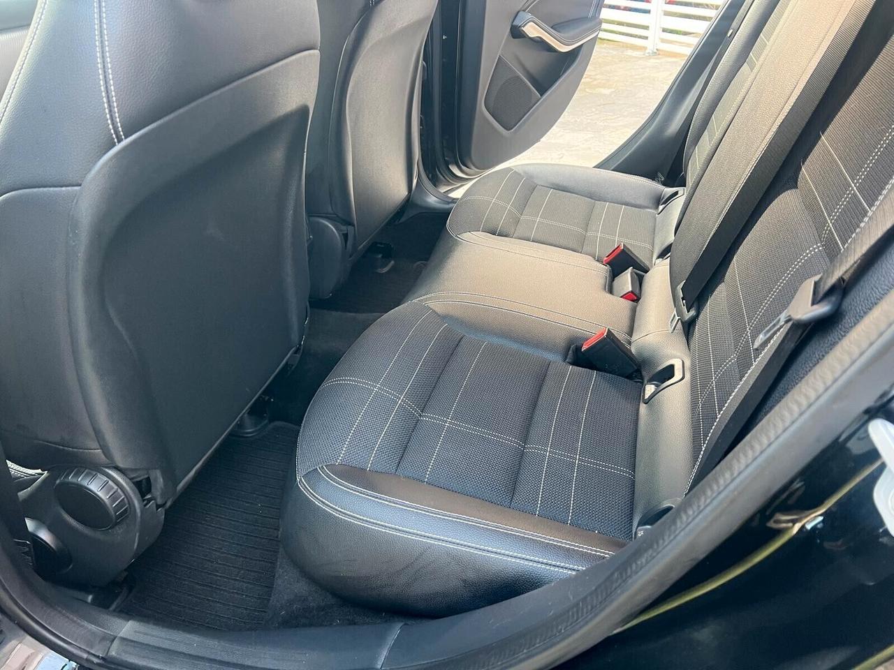 MB CLASSE A 180D AUTOM PREMIUM NEOP UNIPROP