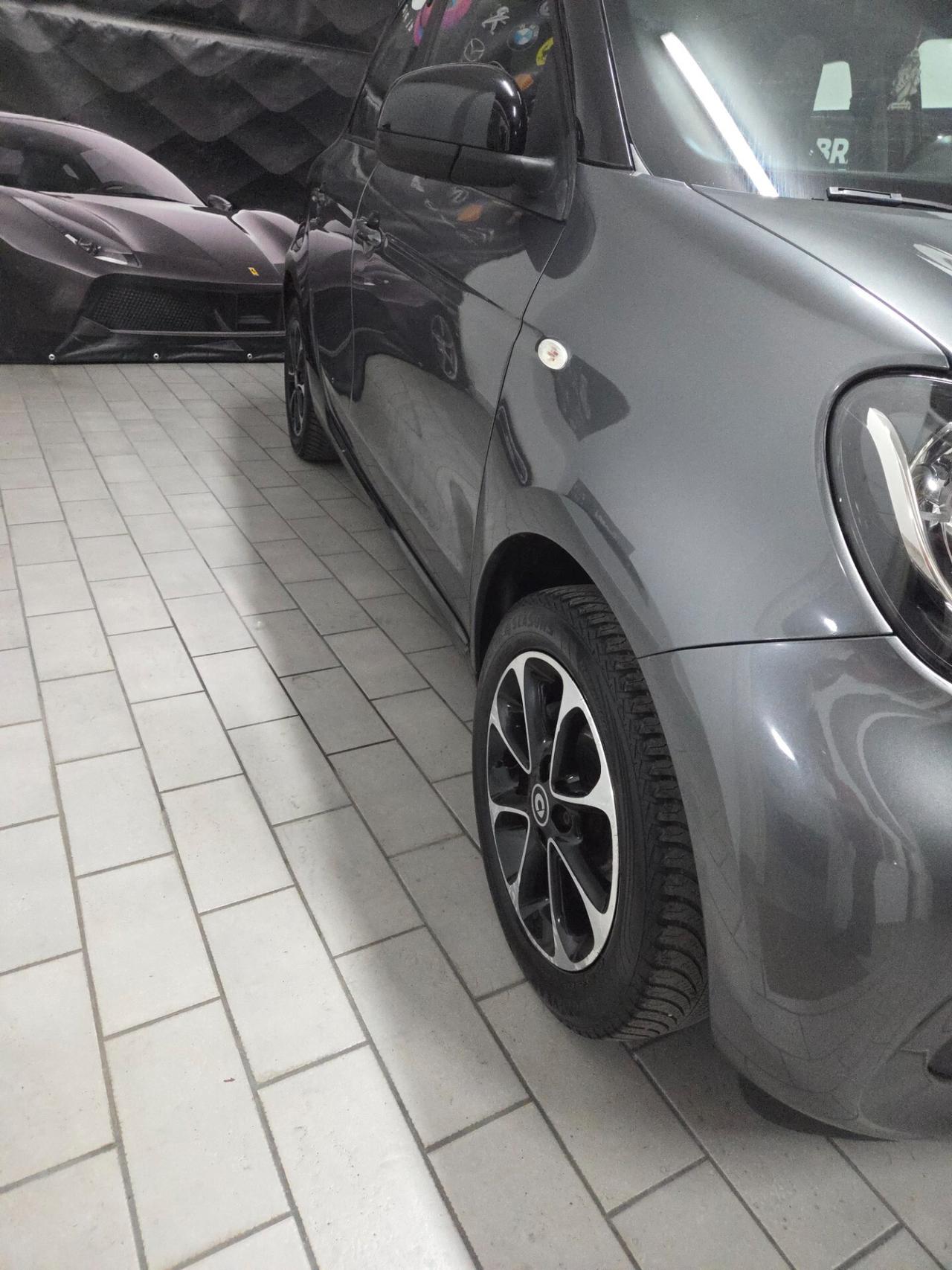 Smart ForFour 70 1.0 Prime