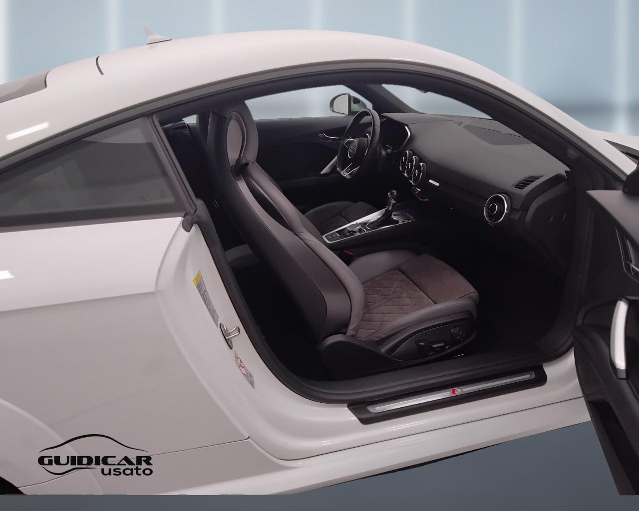 AUDI TT III 2019 Coupe - TTS Coupe 2.0 tfsi quattro 320cv s-troni