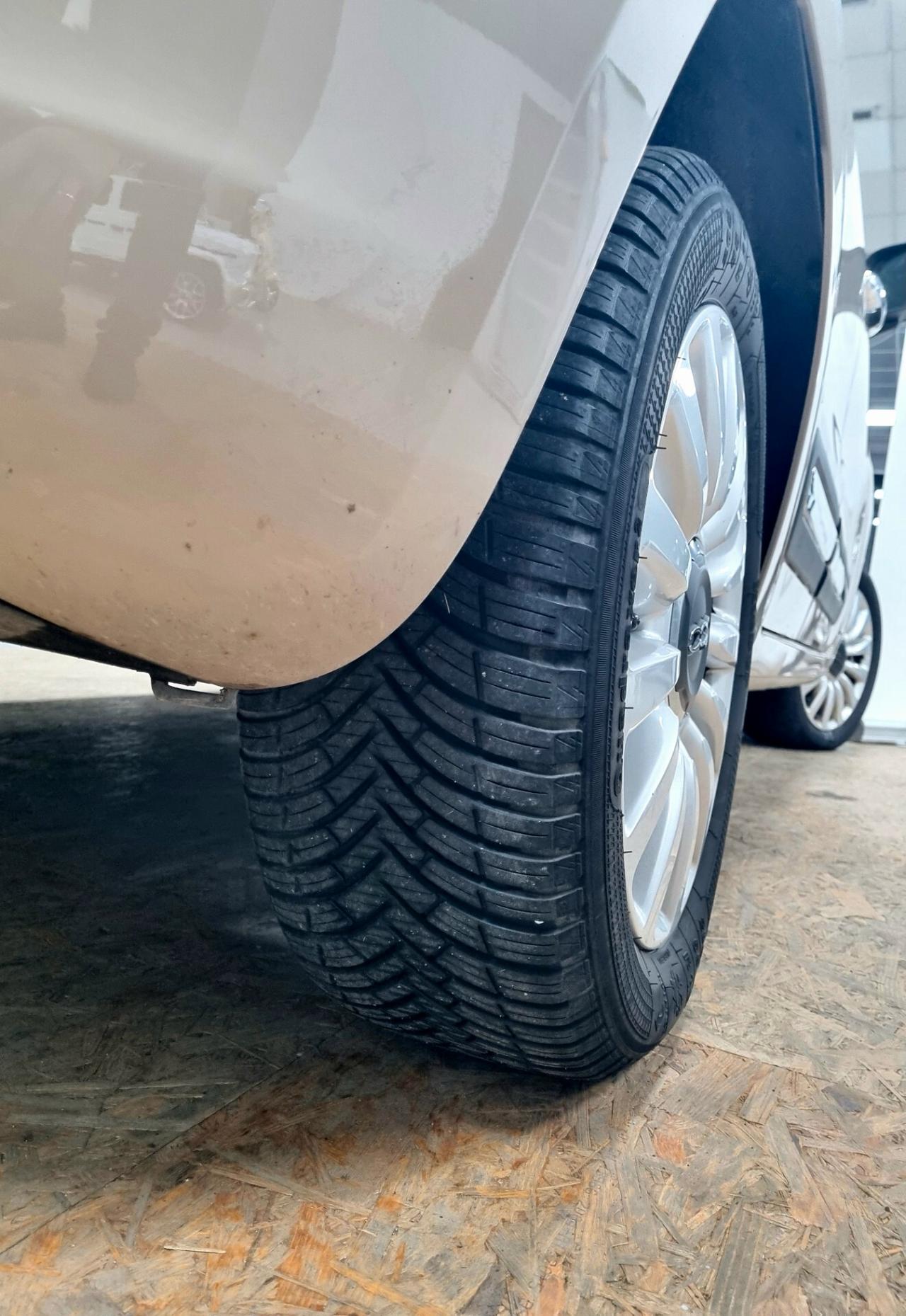 FIAT 500L 1.4 BENZINA 95 CV POP STAR NEOPATENTATI