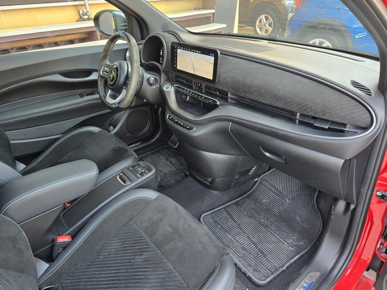 Abarth 500e Scorpionissima