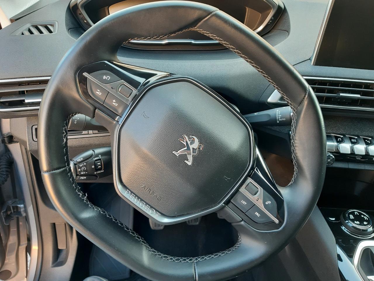 Peugeot 3008 BlueHDi 120 S&S Allure