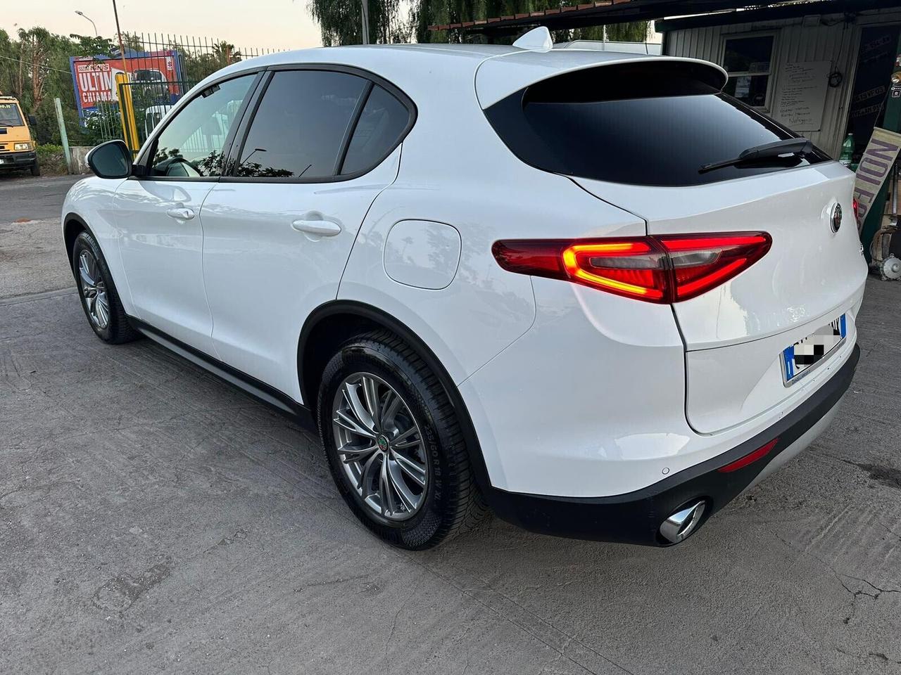 Alfa Romeo Stelvio 2.0.2.0