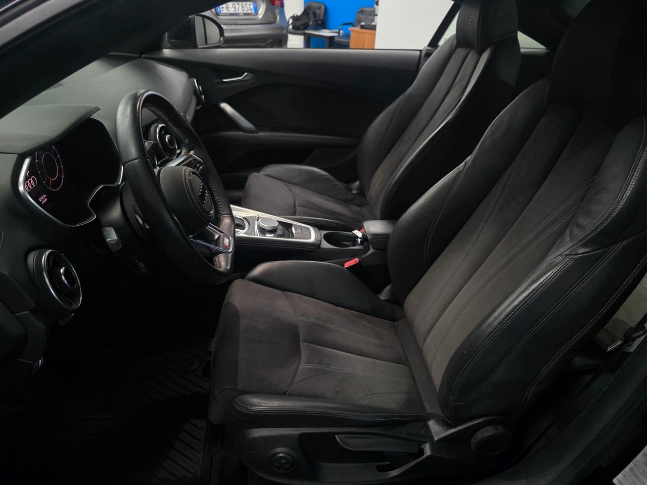 Audi TT Coupé 2.0TFSI Sline QUATTRO Finanz