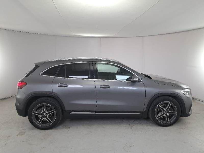 Mercedes-Benz GLA GLA 200 Automatic Premium