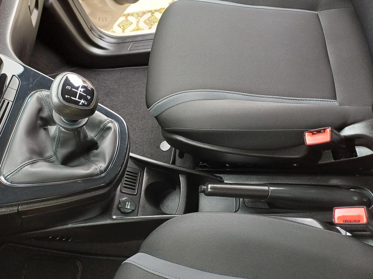 Lancia Ypsilon 1.2 69 CV 5 porte GPL Ecochic Silver